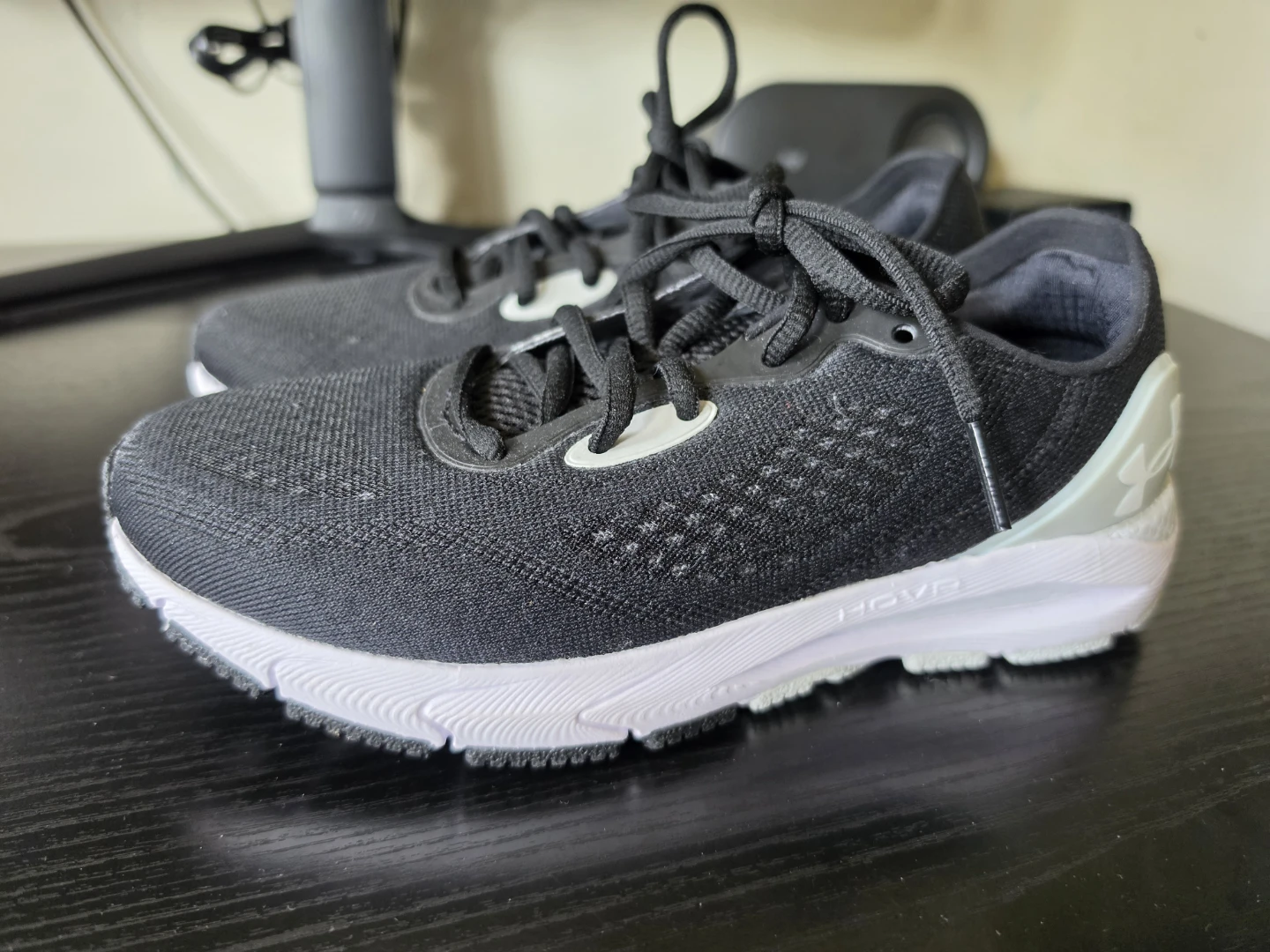 Under Armour Womens HOVR Sonic 5 Lightweight Running Shoes - photo 4