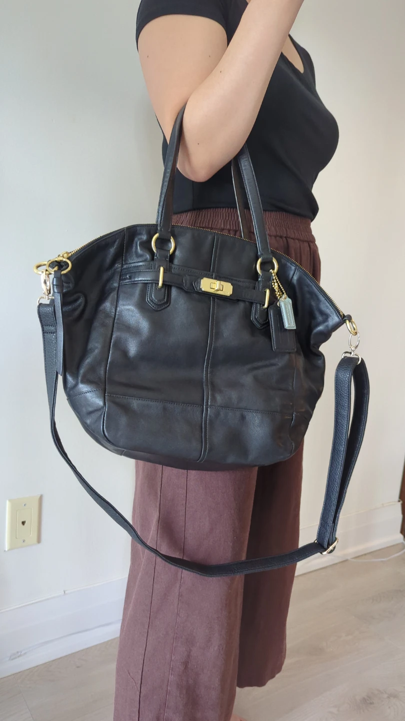 Coach Black Leather Handbag - photo 2