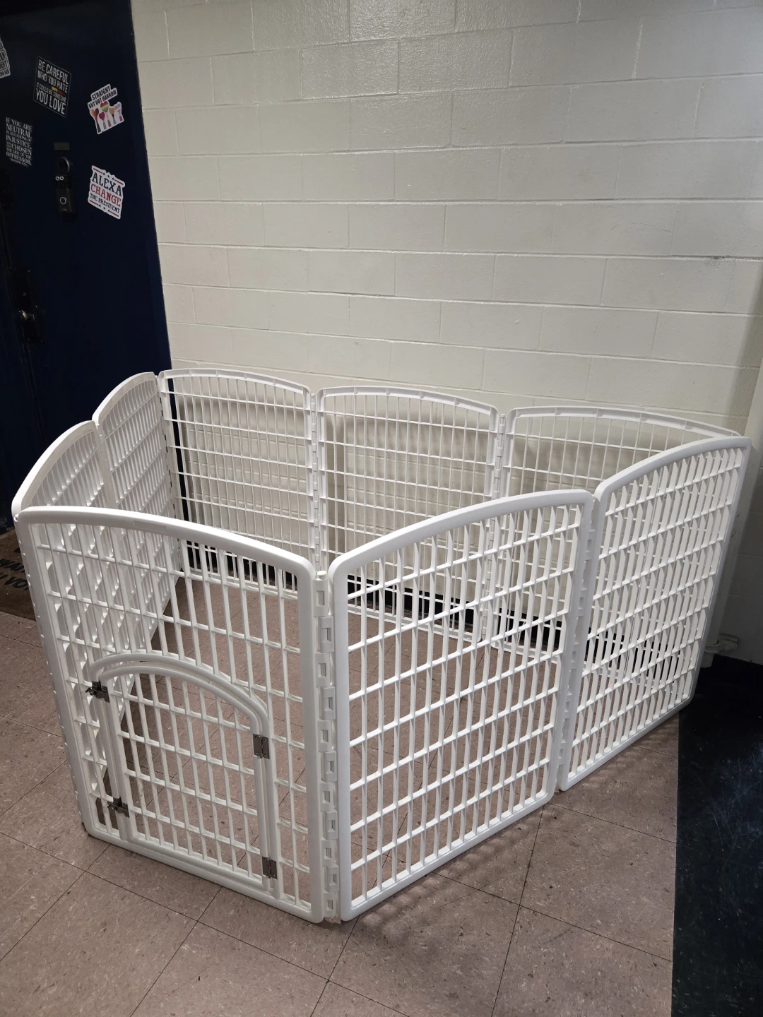 White 8-Panel Plastic Pet Playpen Enclosure with Gate - photo 5