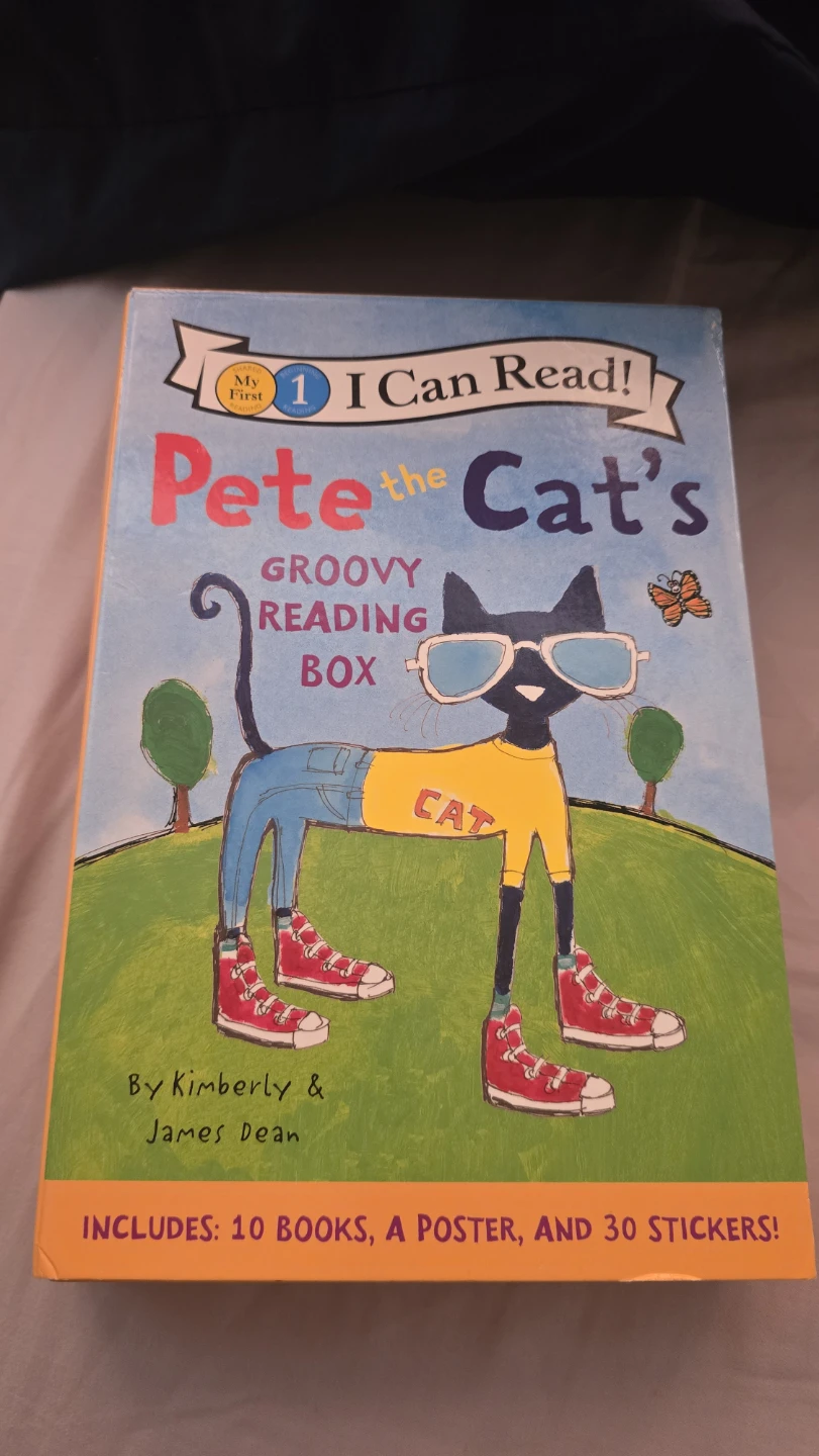 Pete the Cat Groovy Reading Box Set