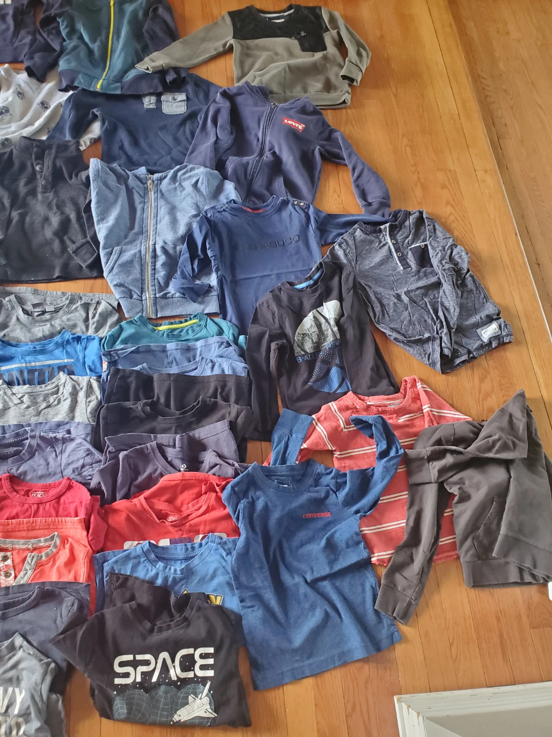 BOYS CLOTHING LOT - photo 3