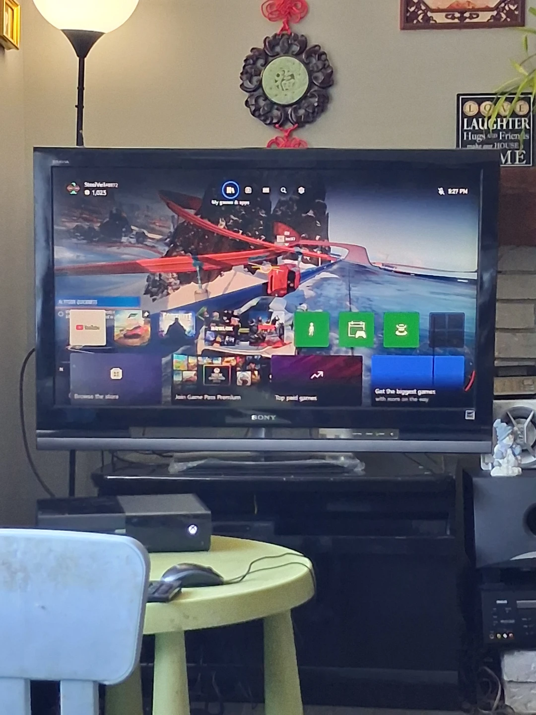 Xbox One Console with Blue Wireless Controller - photo 5