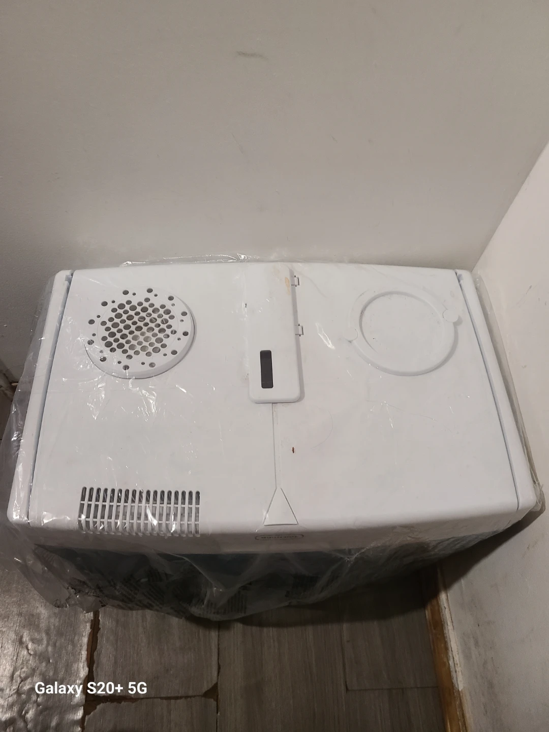 Mobicool Electric Cooler