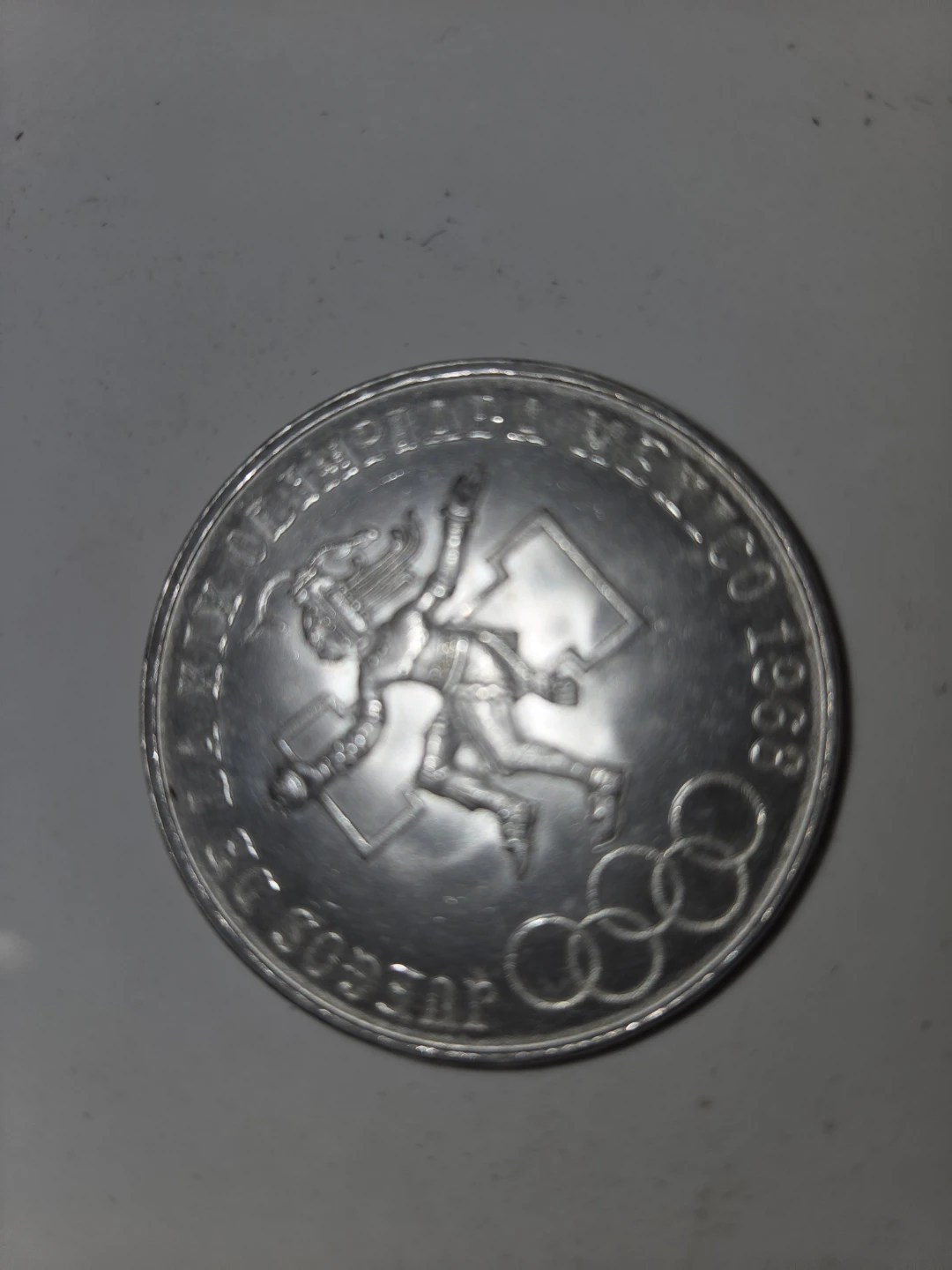 Silver 1968 Mexico 25 Pesos Olympic Coin - photo 5