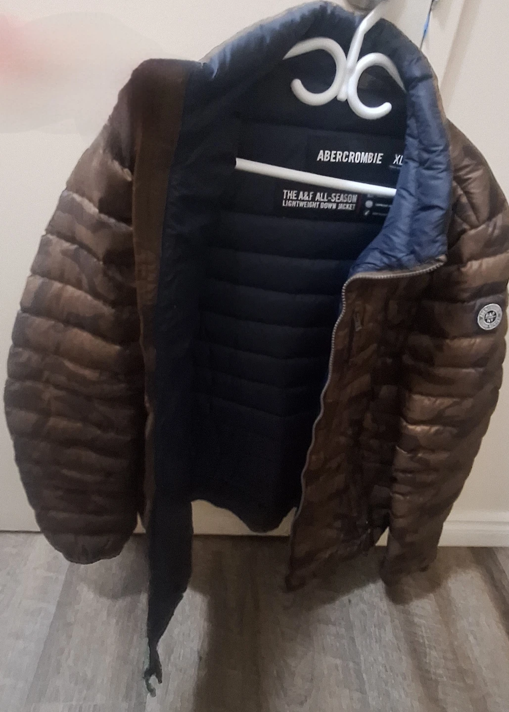 Abercrombie & Fitch All-Season Lightweight Down Jacket - photo 5