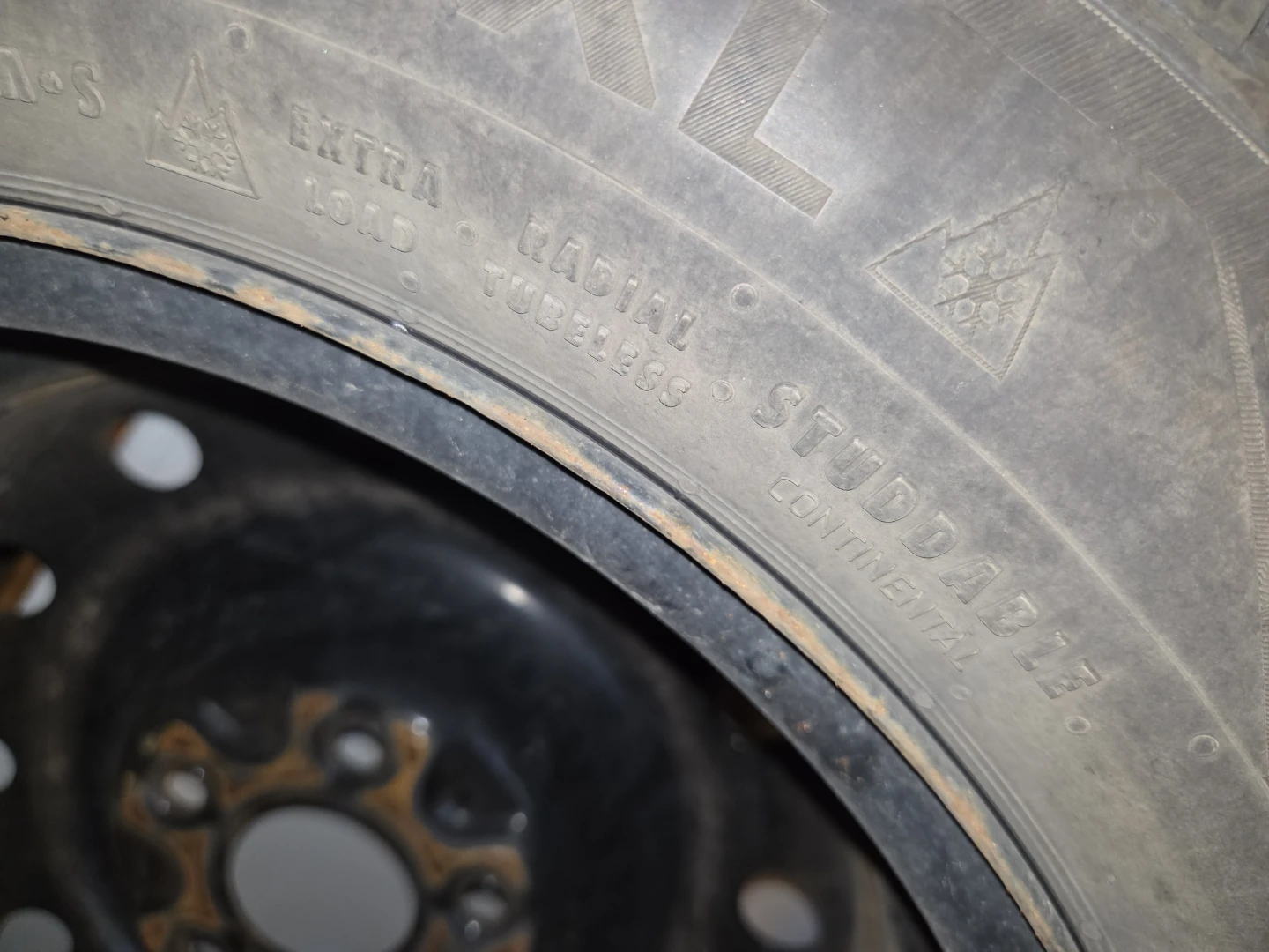 Continental 205/60 R16 Winter Tire - photo 2