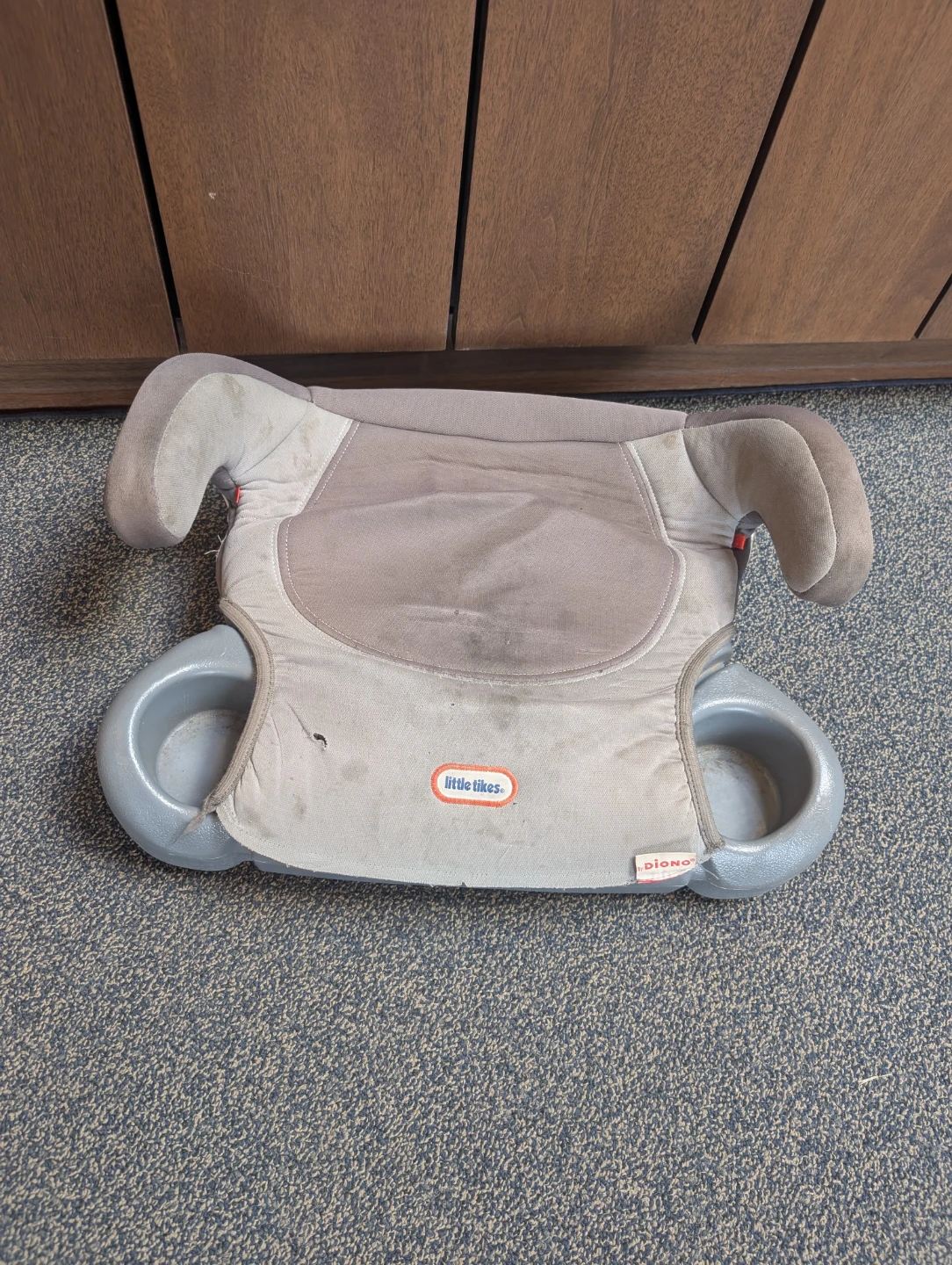 Child's booster seat