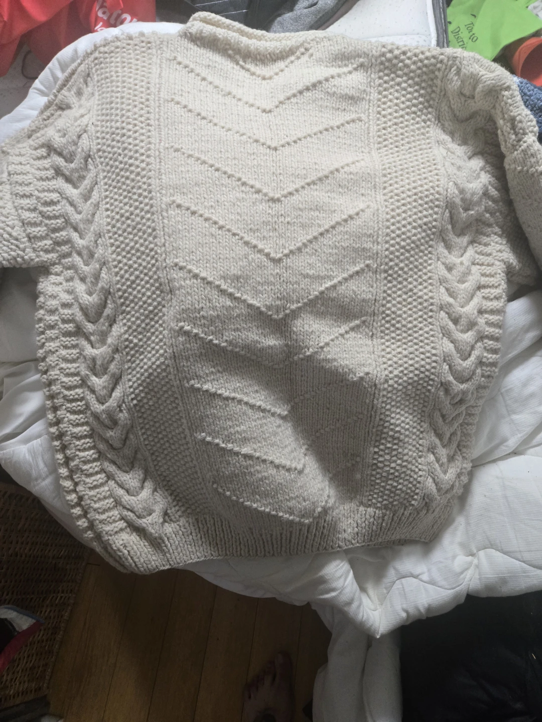 Foreign Affair 100% Wool Sheep Sweater - photo 3