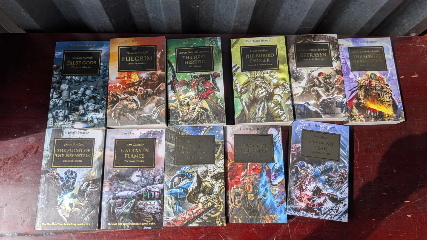 11 Horus Heresy Black Library Novels