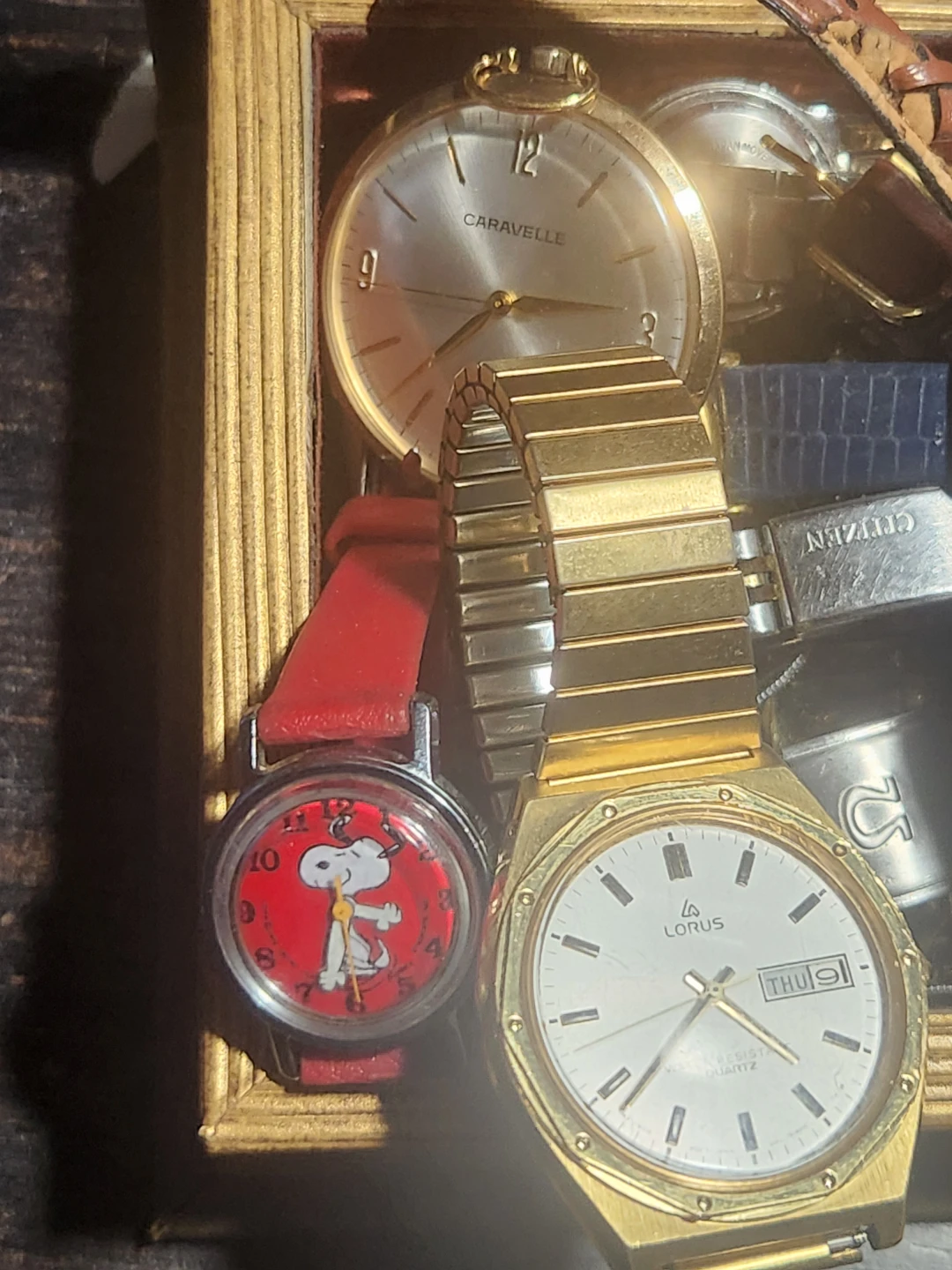 Collection of Assorted Vintage and Modern Watches - photo 3