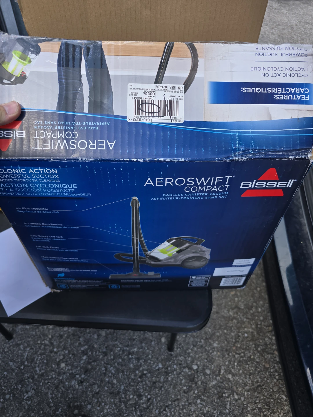 Bissell AeroSwift Compact Bagless Canister Vacuum - photo 2