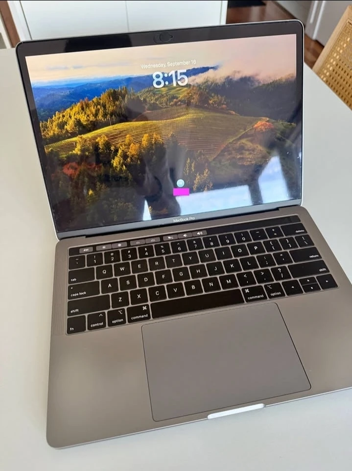 Macbook pro 2019 16gbram Intel i7 500ssd - photo 2