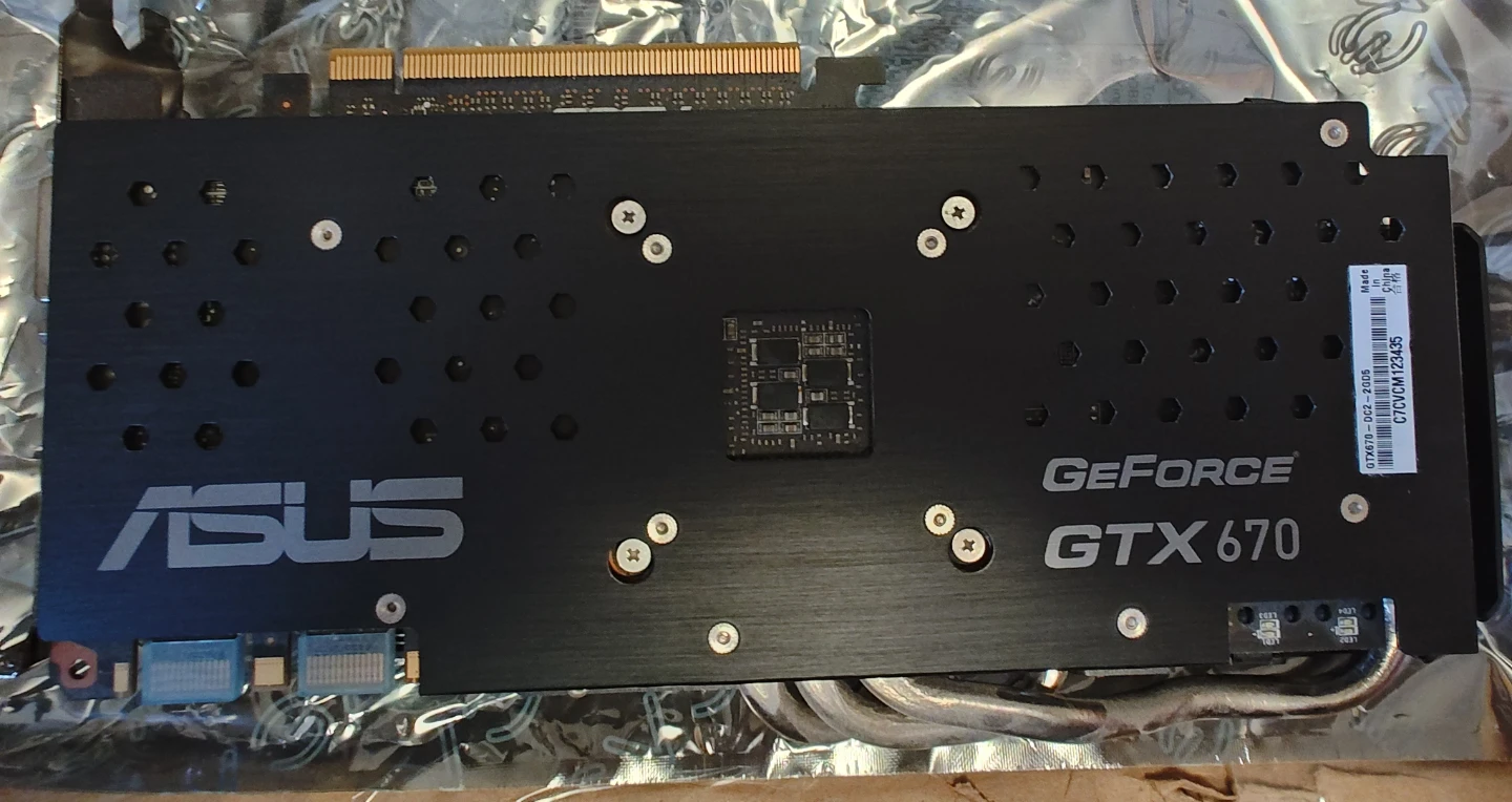 Asus GTX 670 DirectCU II GPU - photo 2