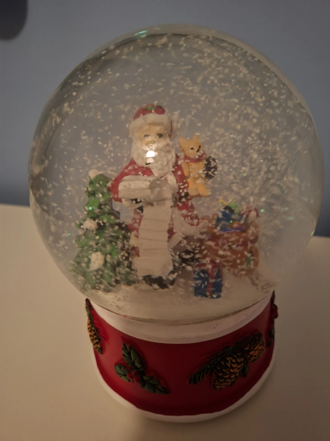 Christmas Santa Snow Globe with music