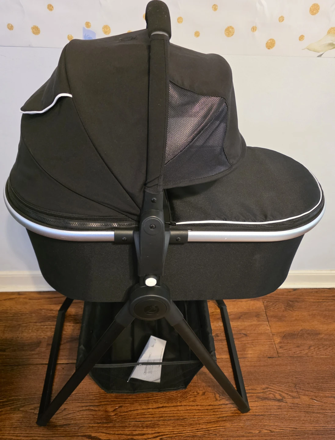 Mockingbird Bassinet and Stand