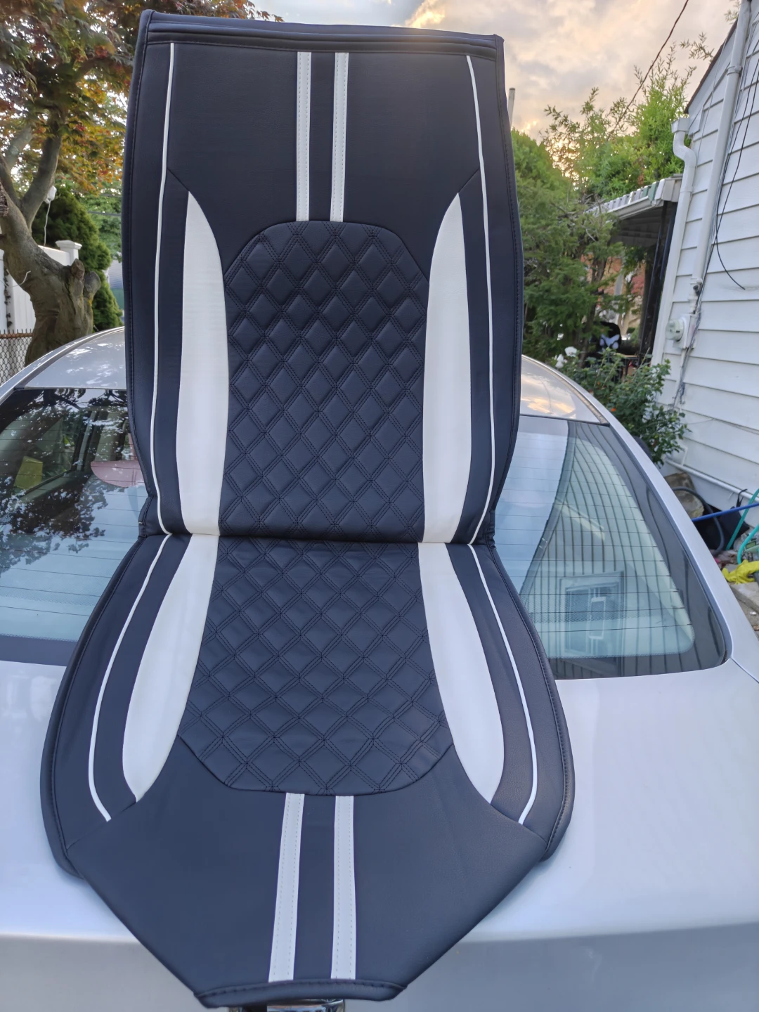 Black and White Car Seat Covers - photo 2