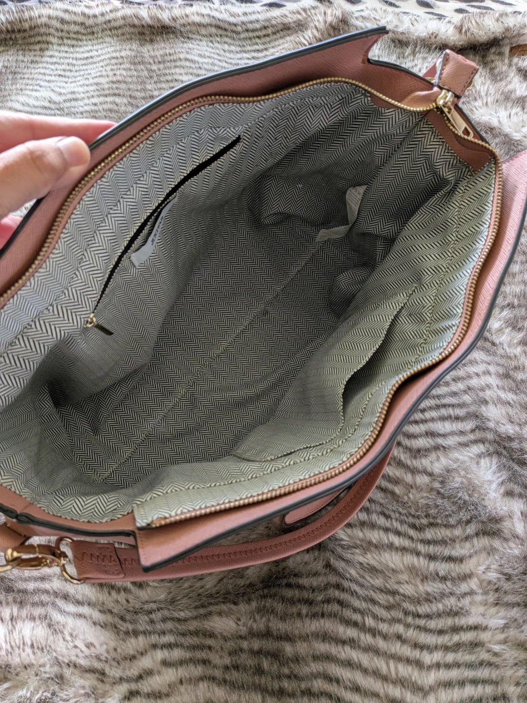 JustFab Pink Handbag with Shoulder Strap - photo 4