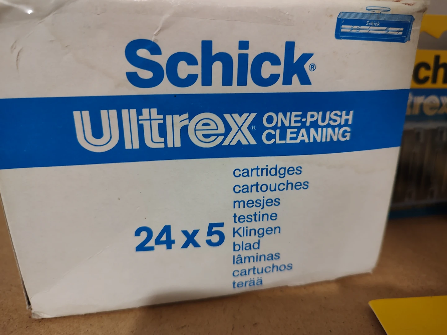 Brand New Schick Ultrex Shaving Razor and Cartridges, downtown - photo 2