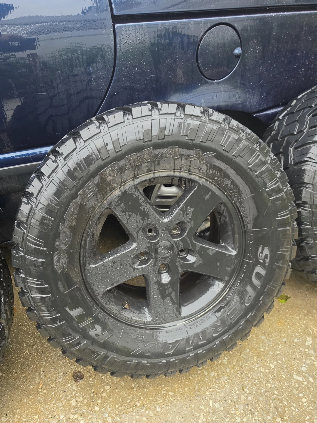 (5) 17 inch Jeep rims wheels 5x5 5x127 on 33x12.5R17 tires - photo 4