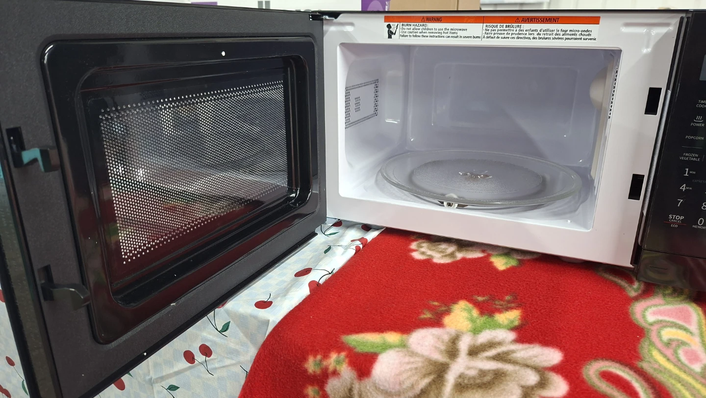 Comfee Microwave Oven CM-M201K(BK) - photo 3