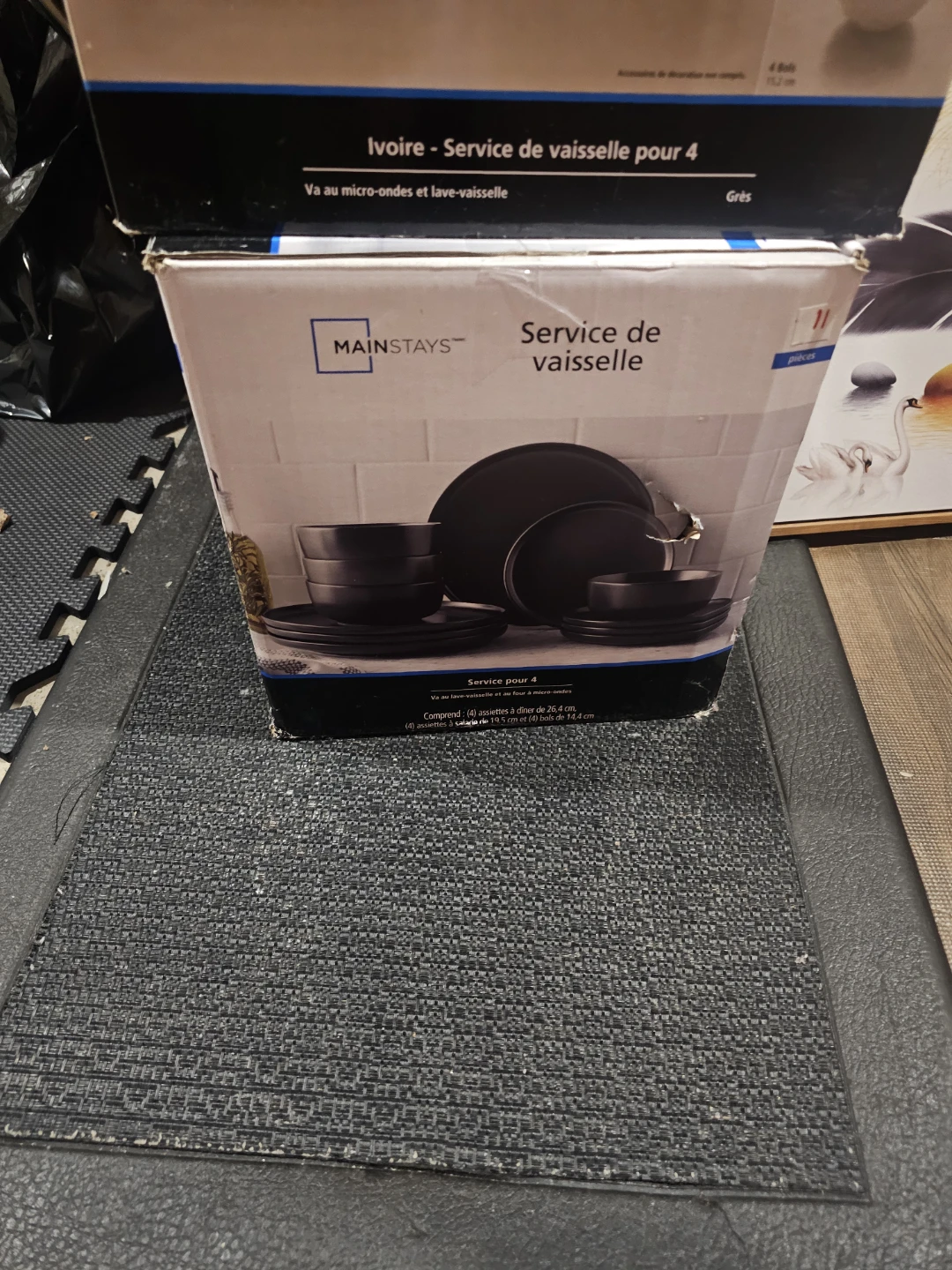Mainstays 12-Piece Black Dinnerware Set