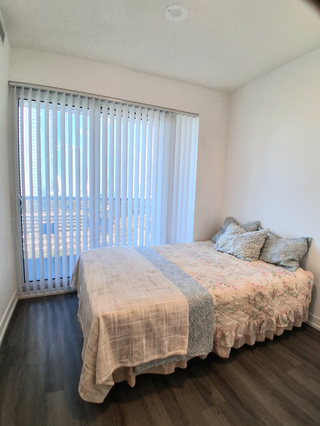 Room Rental - photo 2