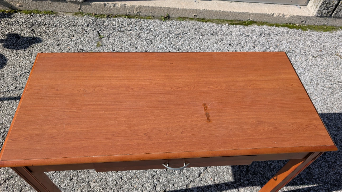 Wooden desk with one drawer - photo 5