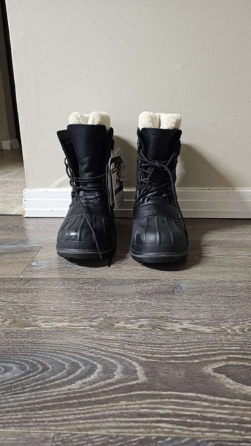 Baffin Canada Men's Winter Boots – Black Leather – Size 10
