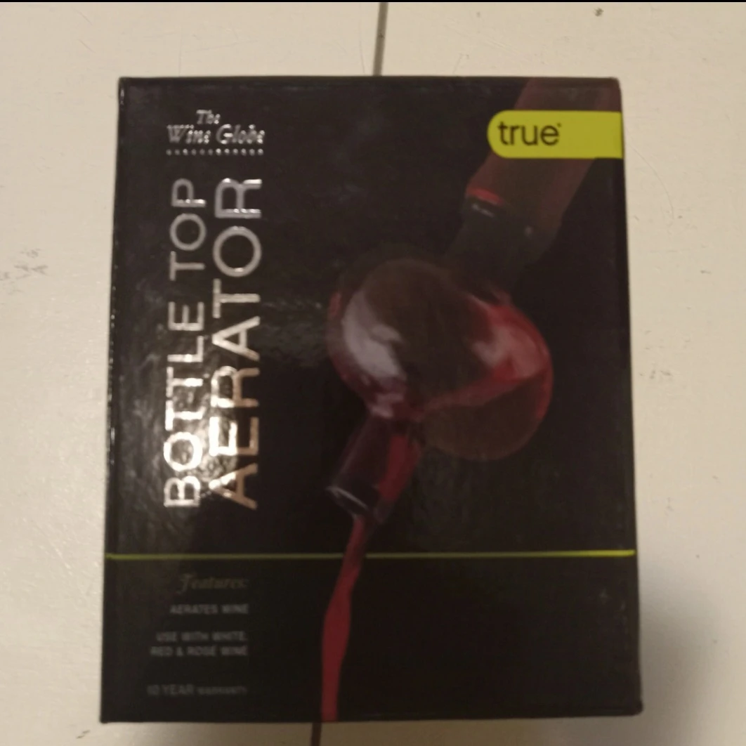True The Wine Globe Bottle Top Aerator - photo 2