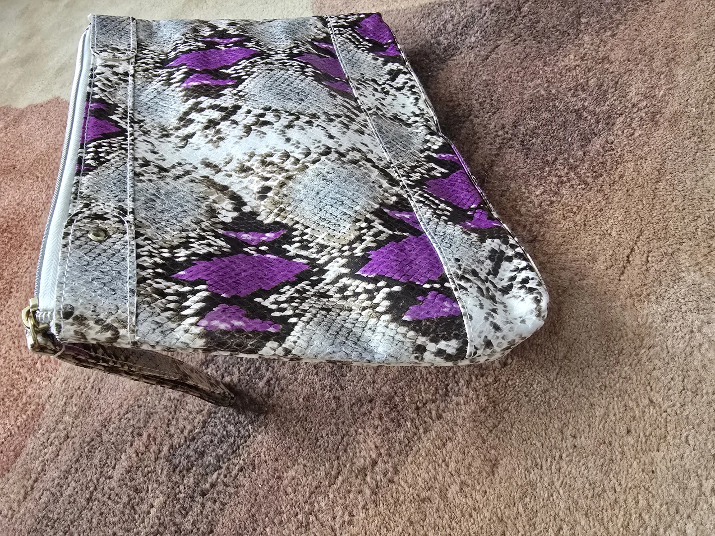 Snakeskin Print Wristlet Clutch - photo 3