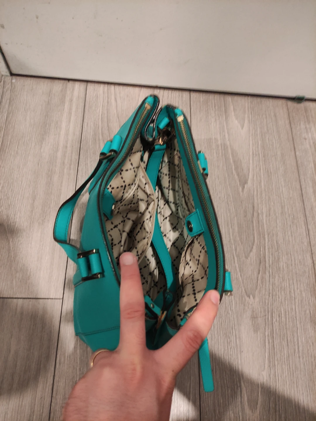 Kate Spade Teal Handbag 🏈 - photo 2