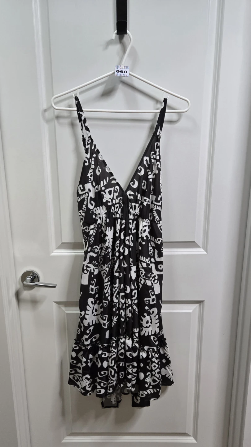 Model France Black and White Print Dress