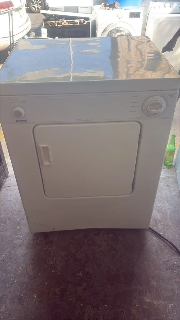 Kenmore Clothes Dryer apartment sized 110 voltage