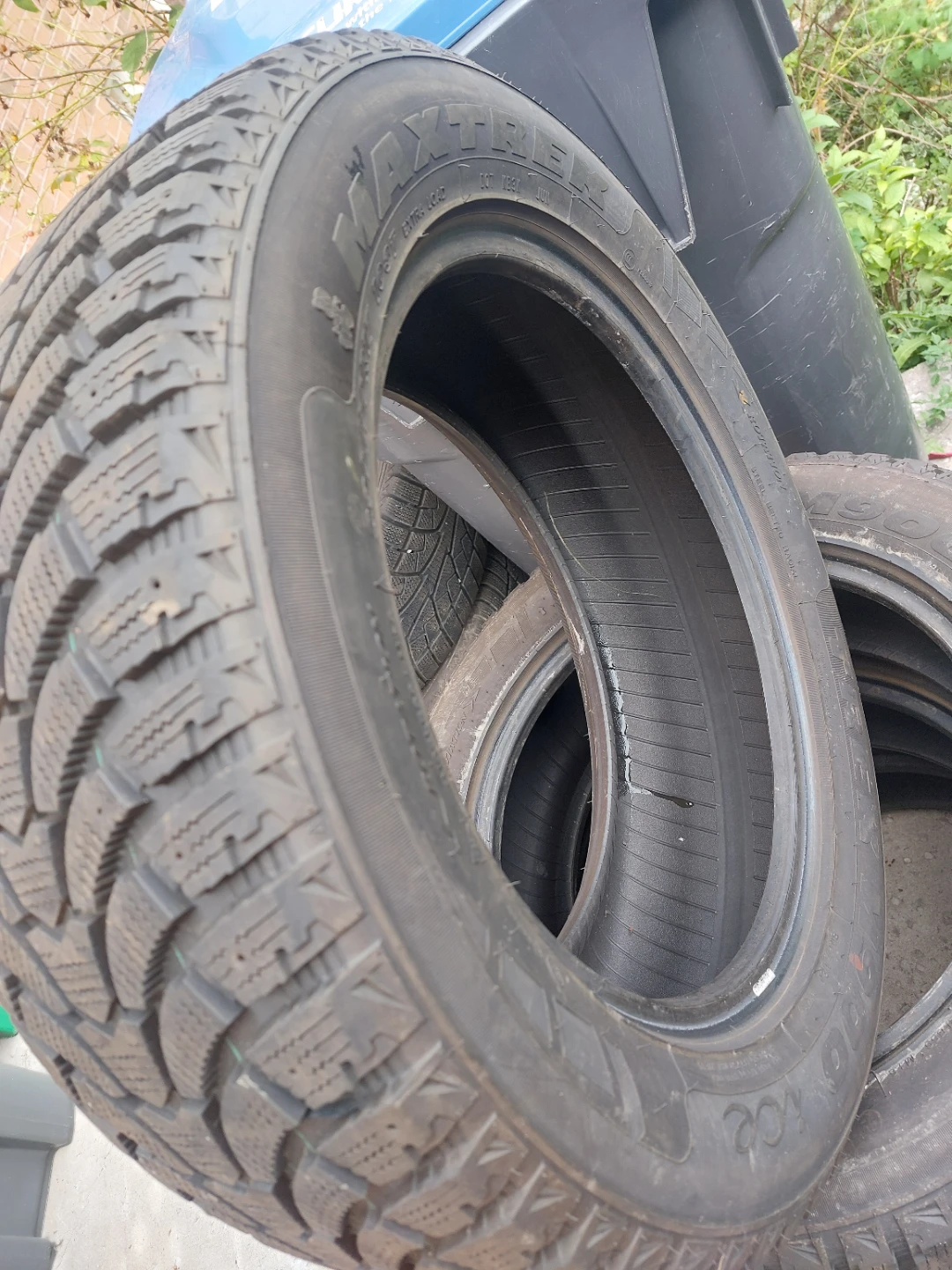 Set of 4 Maxtrek Winter Tires - photo 3