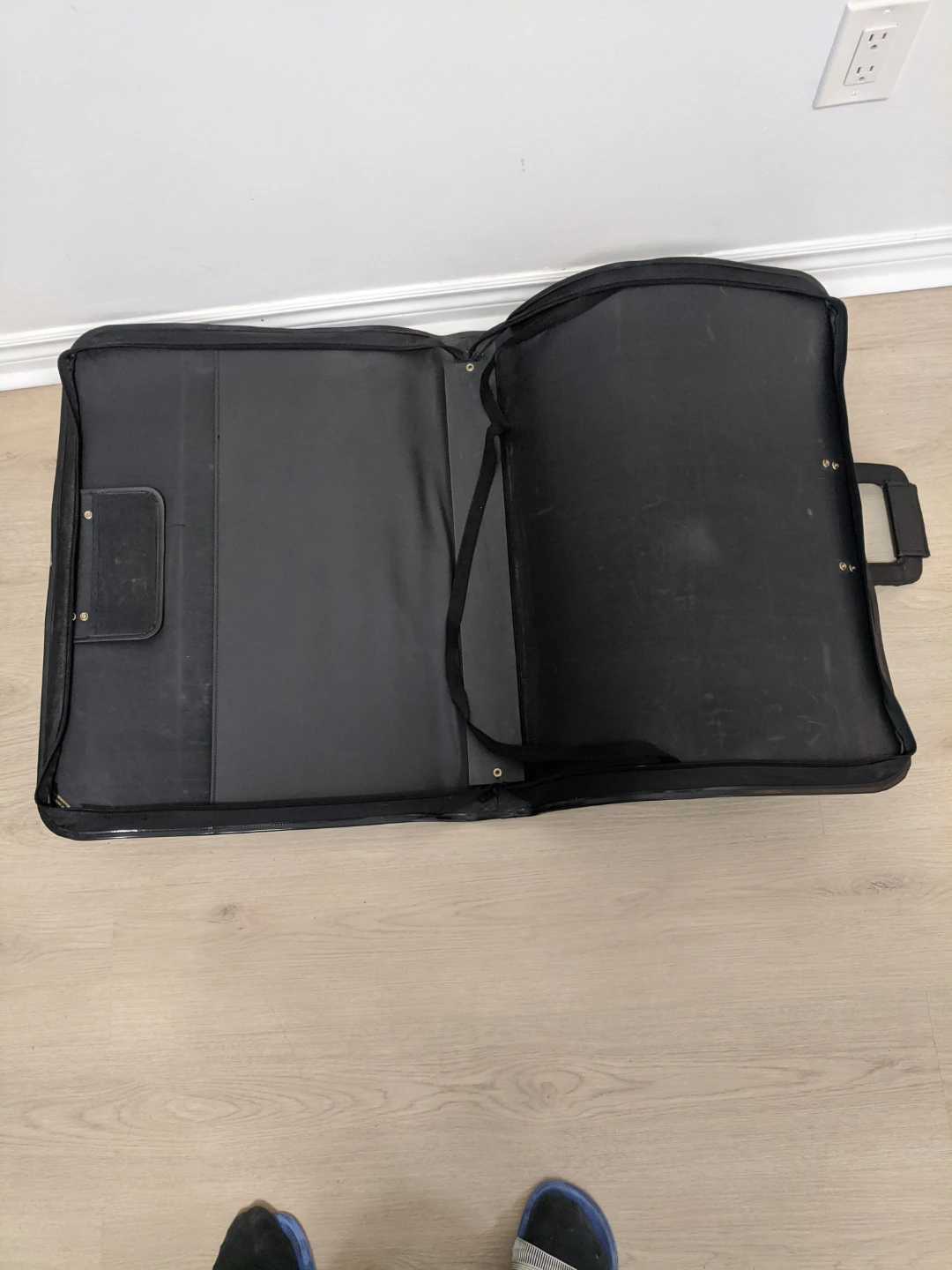 Large Black Art Portfolio Case - photo 3