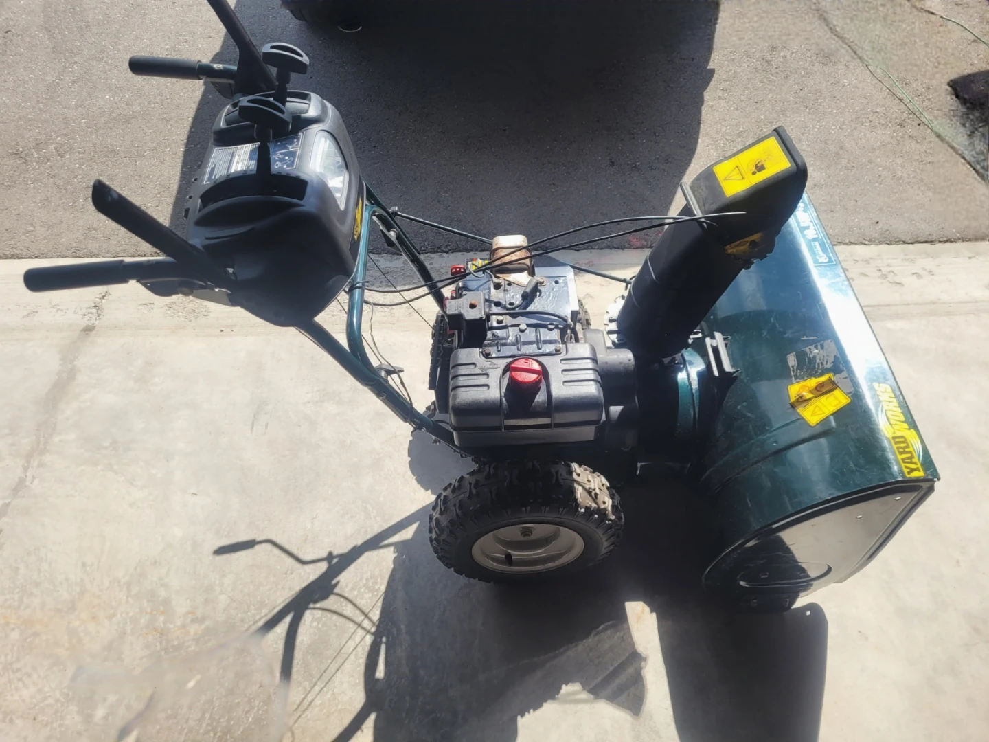 3 Stage Gas, 10.5HP 30-inch Snowblower