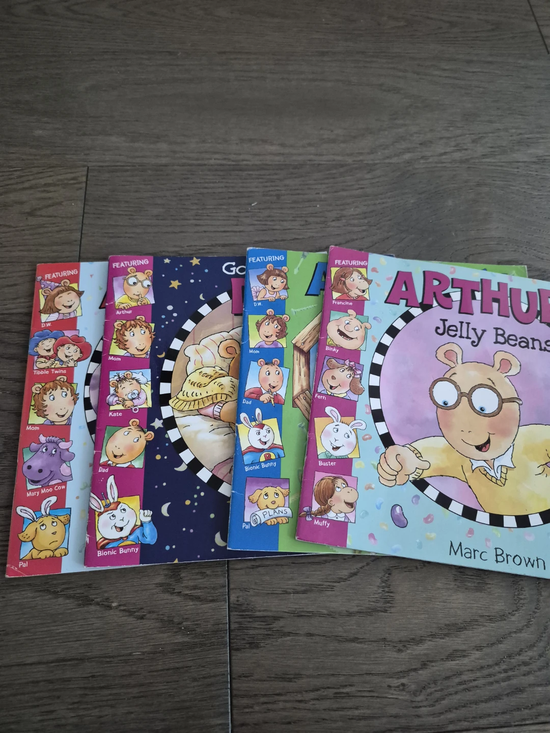 Assorted Children's Books Bundle - photo 2