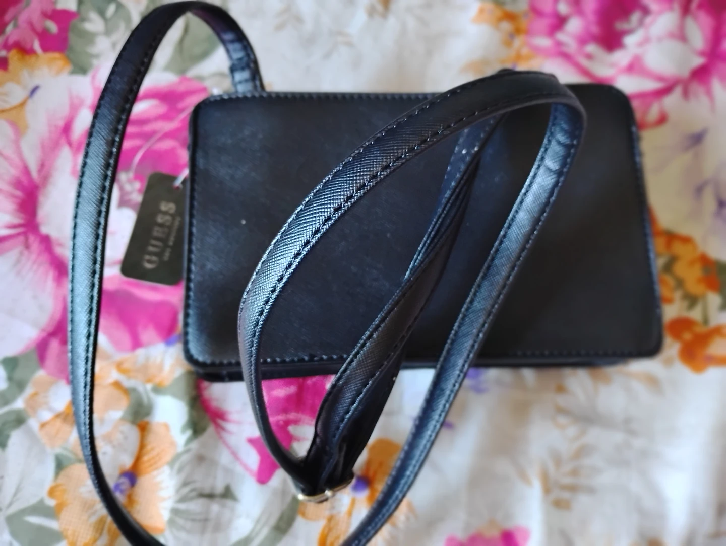 Small guess bag
