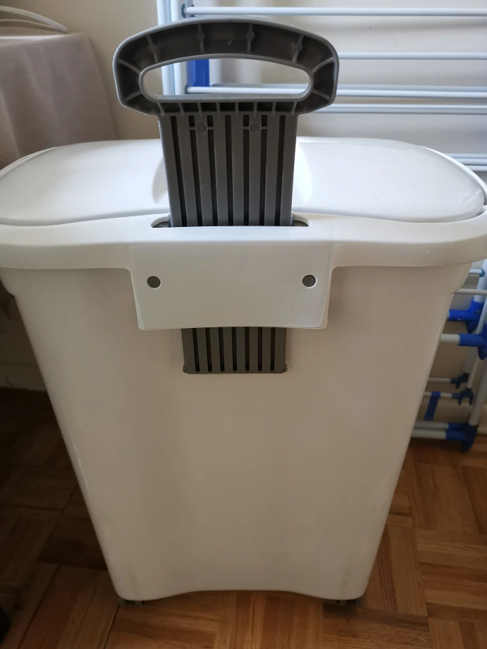 Laundry Hamper with Lid and Wheels - photo 2