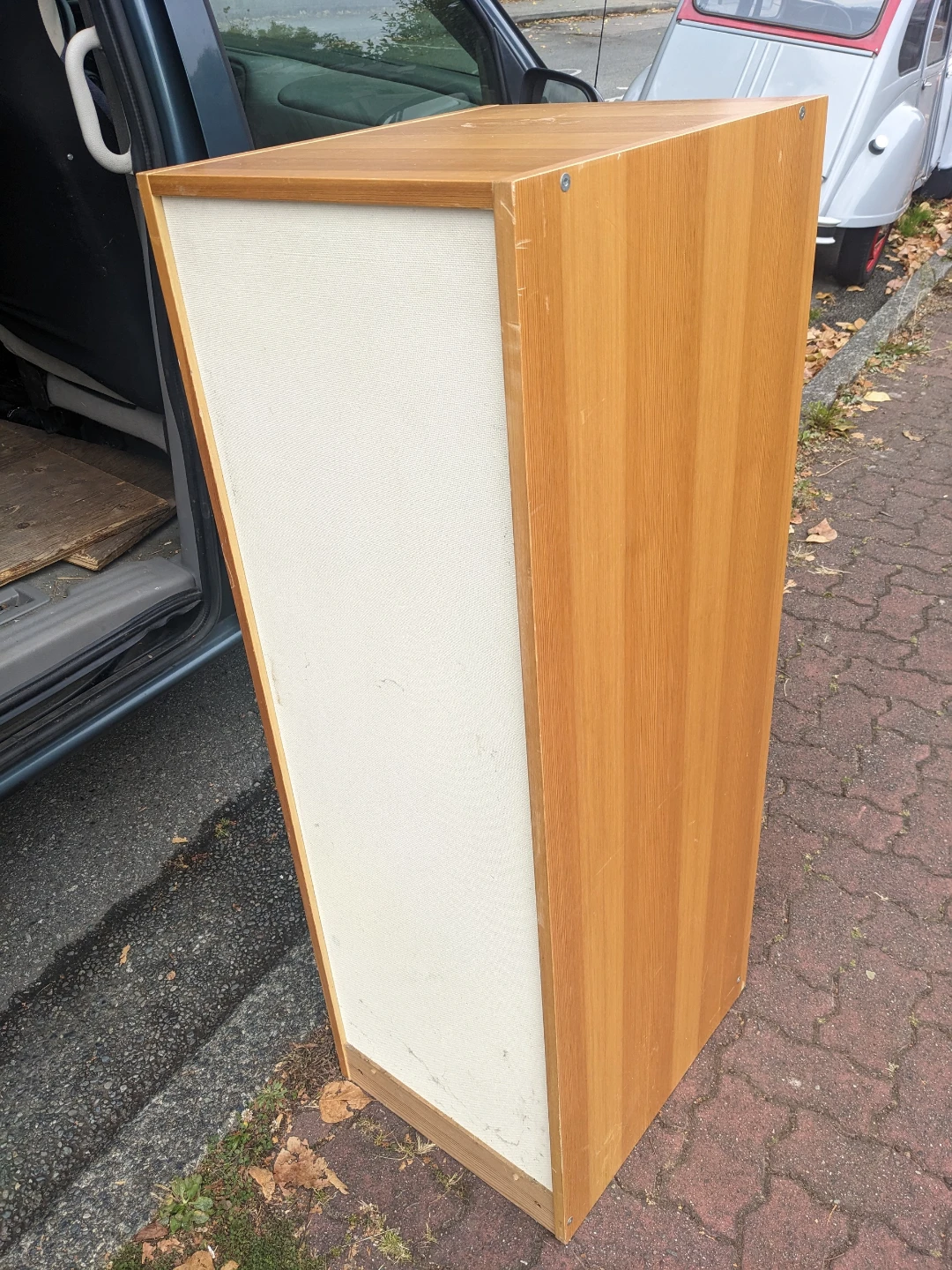 Dresser Ikea delivery available - photo 4