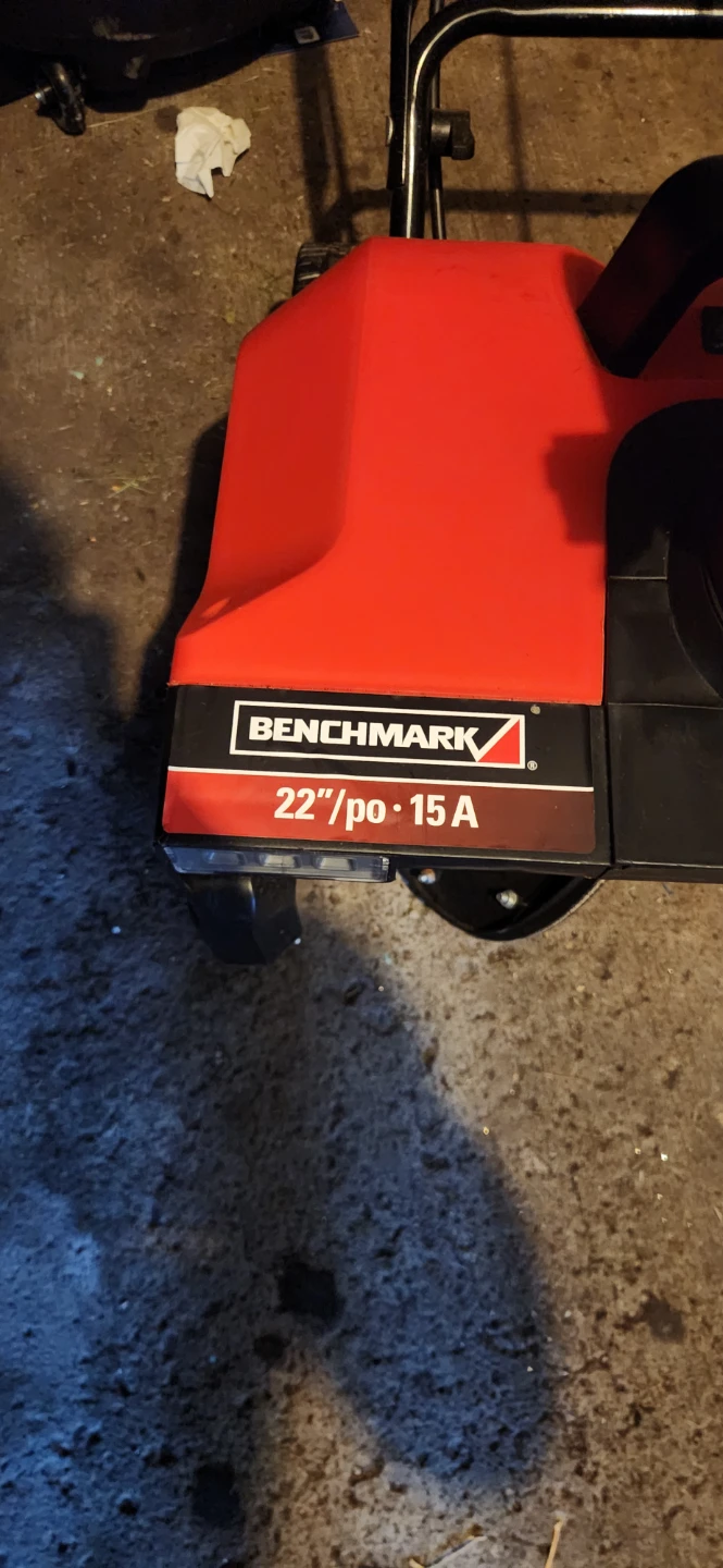 Benchmark 22-inch 15A Electric Snowblower - photo 3