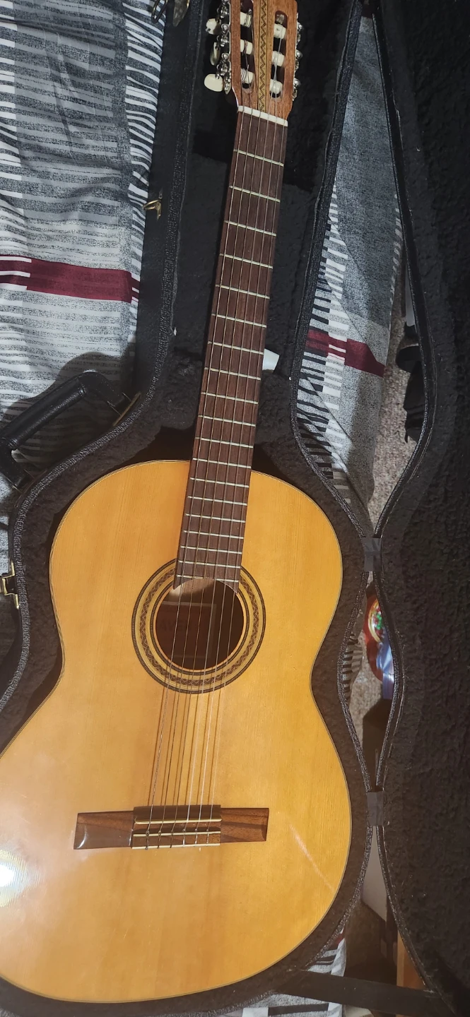 Classical Acoustic Guitar with Hard Case - photo 2