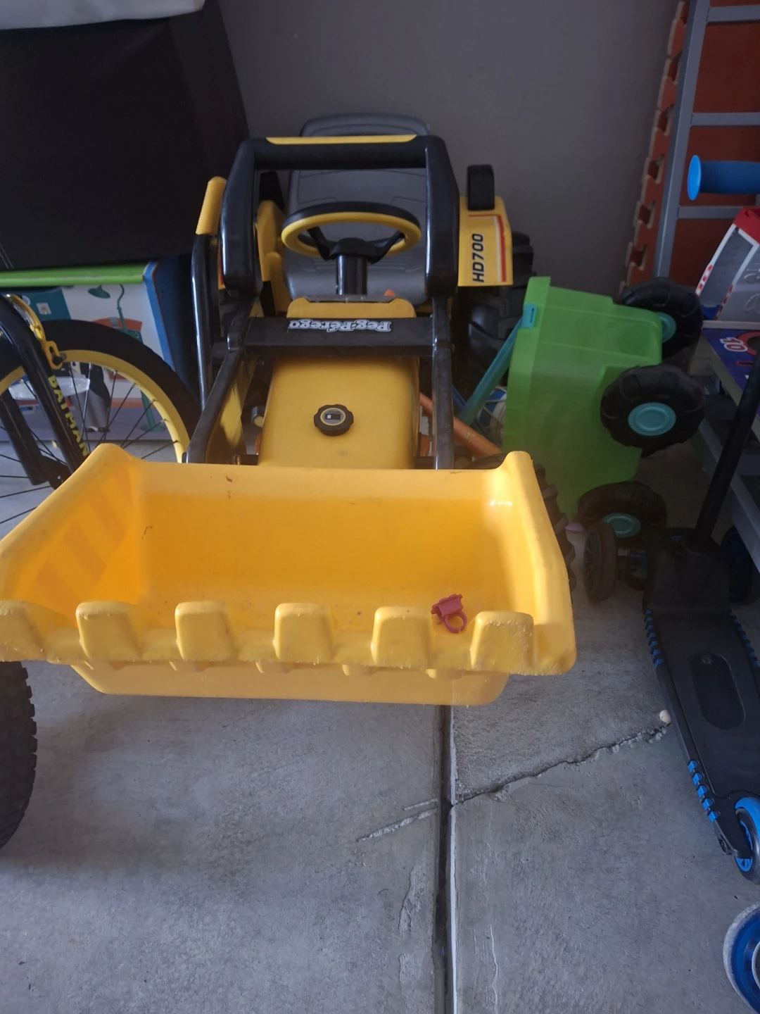 Peg Perego HD700 Excavator Ride-On Toy - photo 4