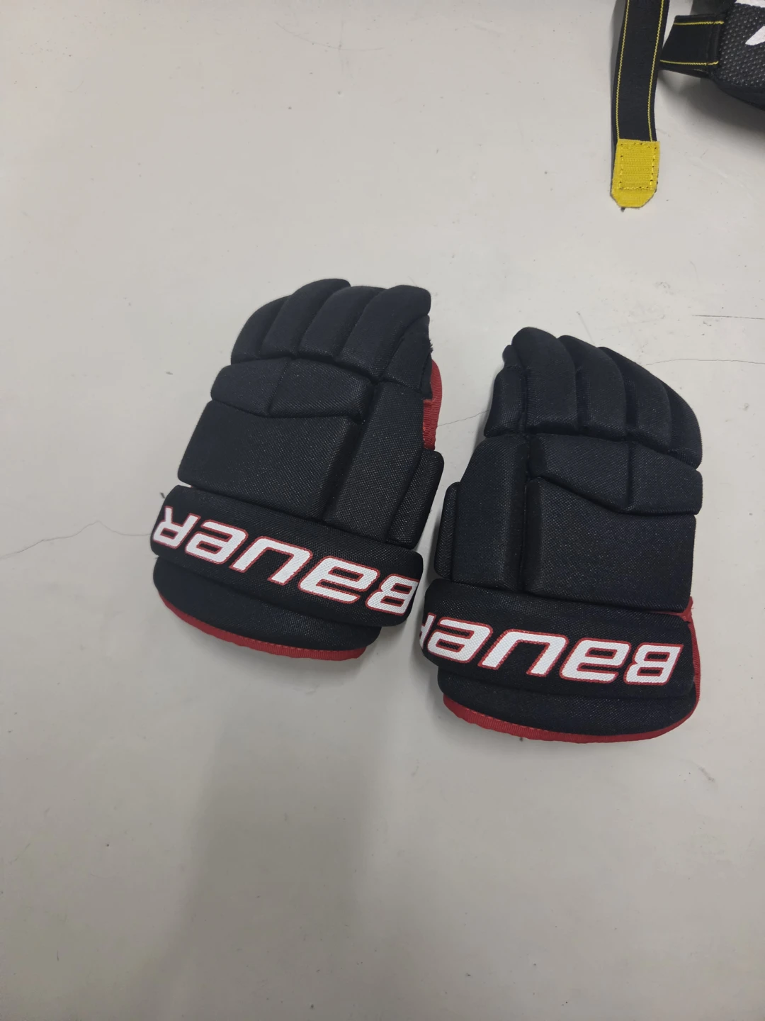 Bauer Toews Hockey Gloves - 10 inch - photo 2