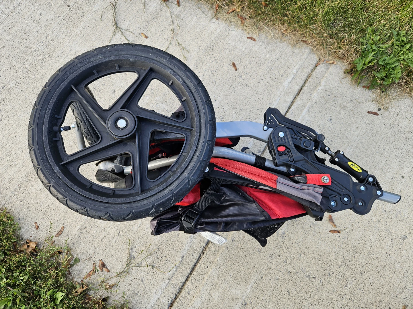 BOB Stroller Strides Jogging Stroller Bundle - photo 3