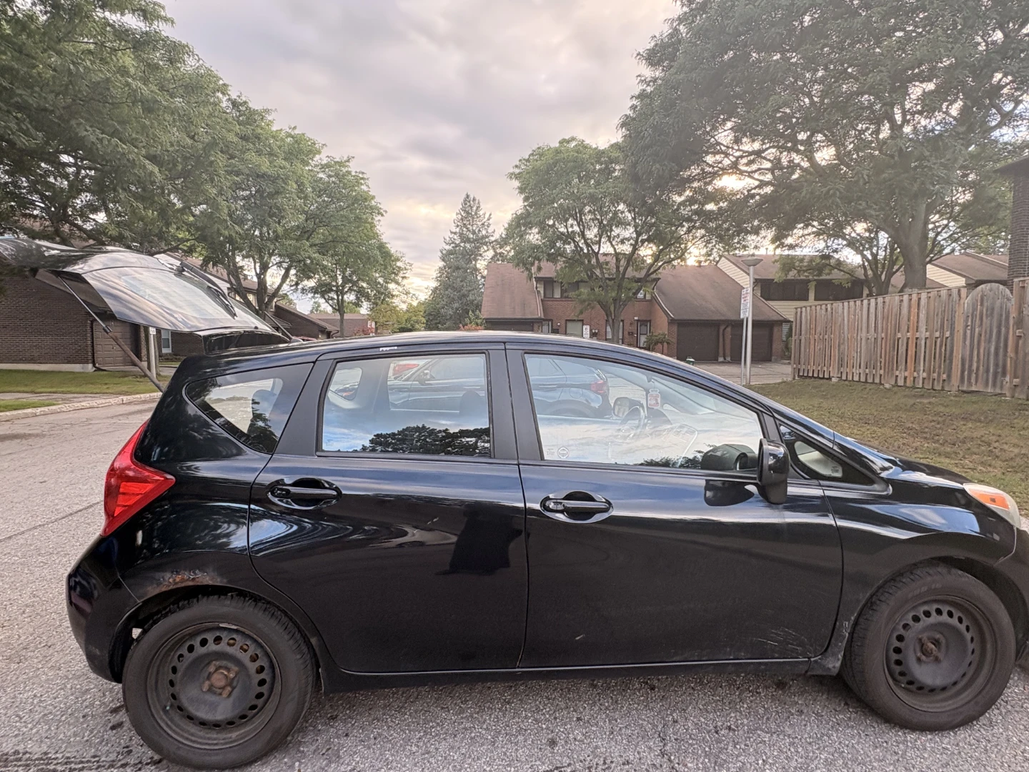 Black Nissan Versa Note Hatchback - photo 3