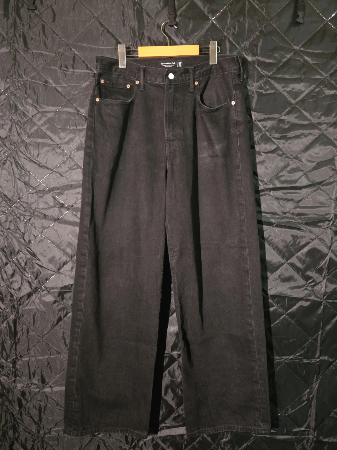 Jeans and Cargo Pants Bundle - photo 3