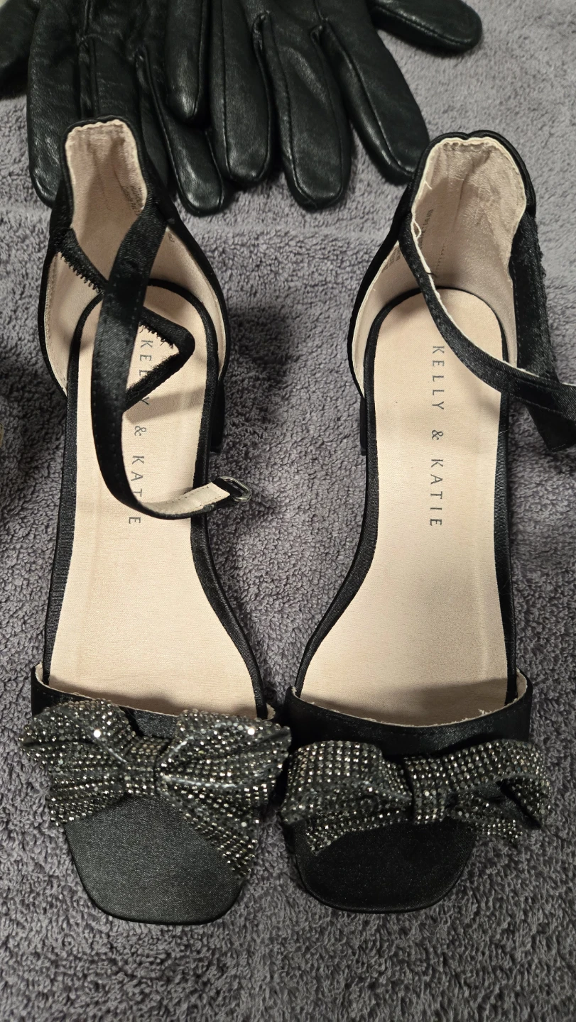 Kelly & Katie Black Bow Heeled Sandals