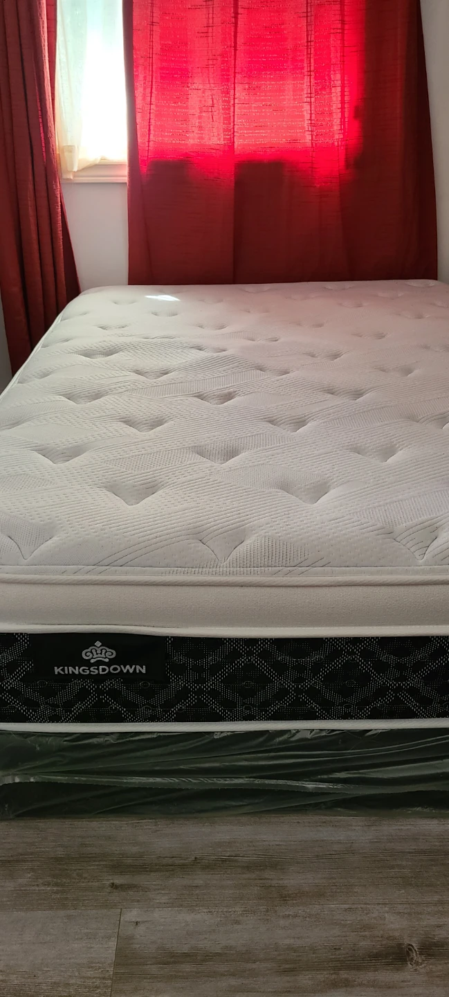 Kingsdown Cassidy Double Mattress  and box spring