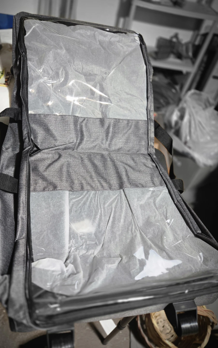 Thirty-One Stroll & Roll Storage Tote Charcoal Crosshatch - photo 4